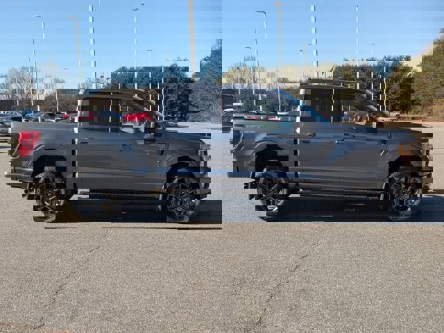 Certified 2022 Ford F150 XLT w/ Equipment Group 302A High image 6