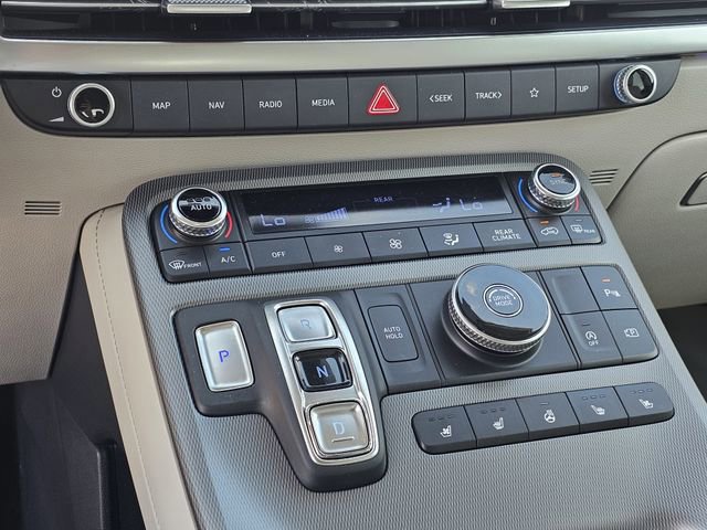 Used 2024 Hyundai Palisade Limited image 22