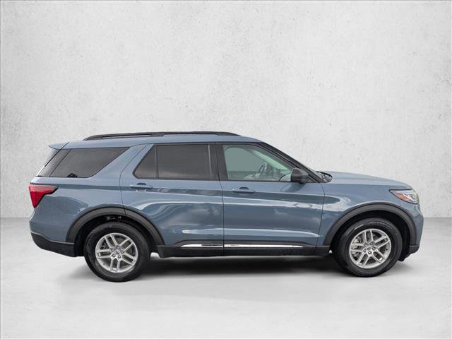 Certified 2025 Ford Explorer Active w/ Active Comfort Package RWD video 4