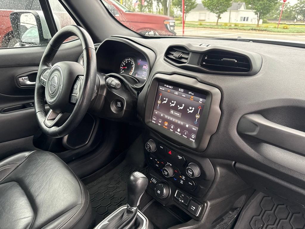 Used 2020 Jeep Renegade Altitude AWD/4WD image 36