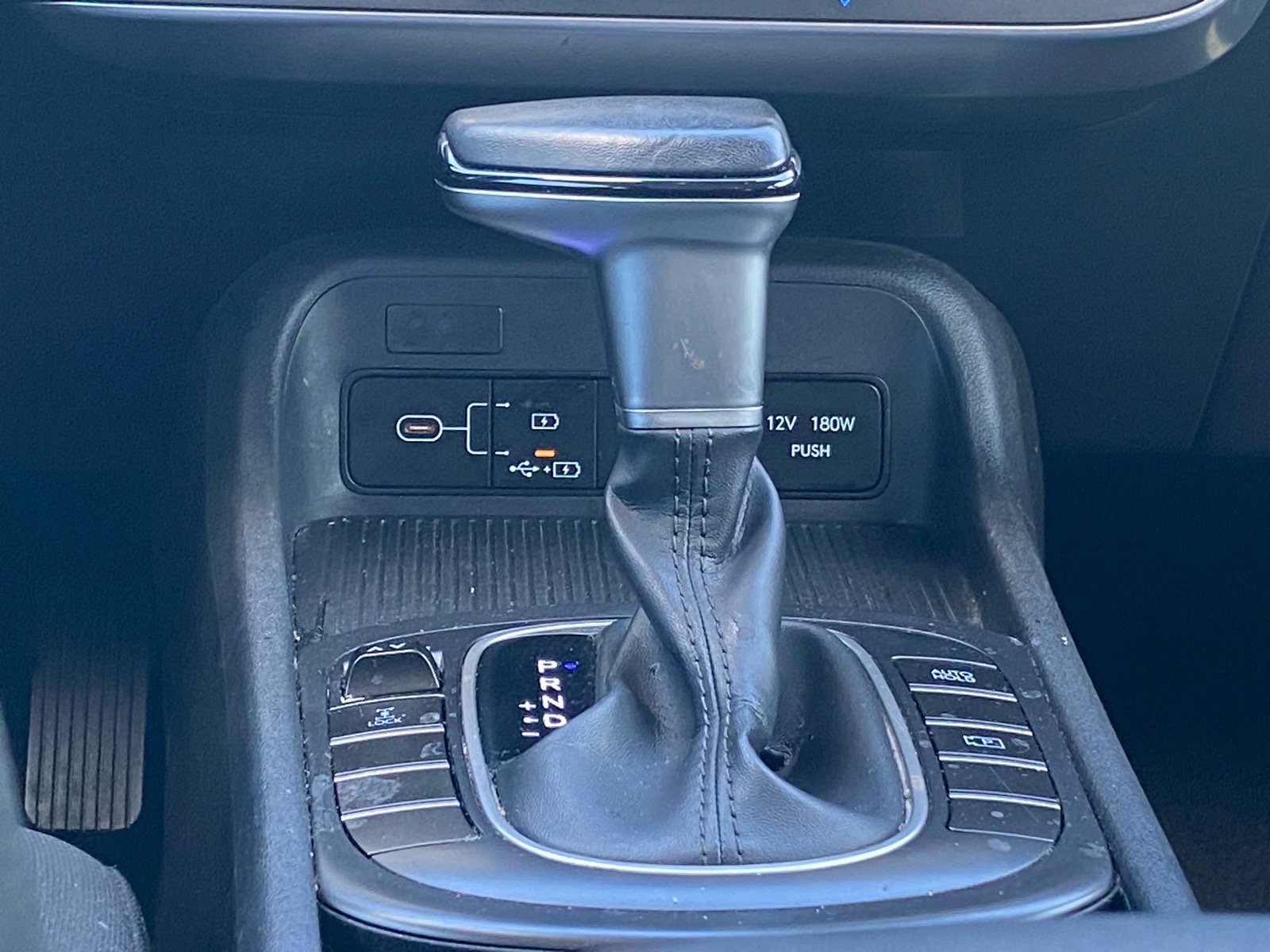 Used 2025 Hyundai Kona SEL AWD/4WD image 11