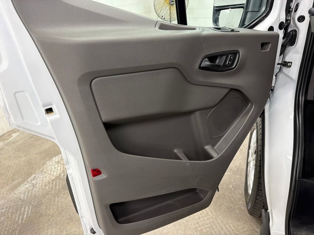 Certified 2024 Ford Transit 350 XLT RWD image 16