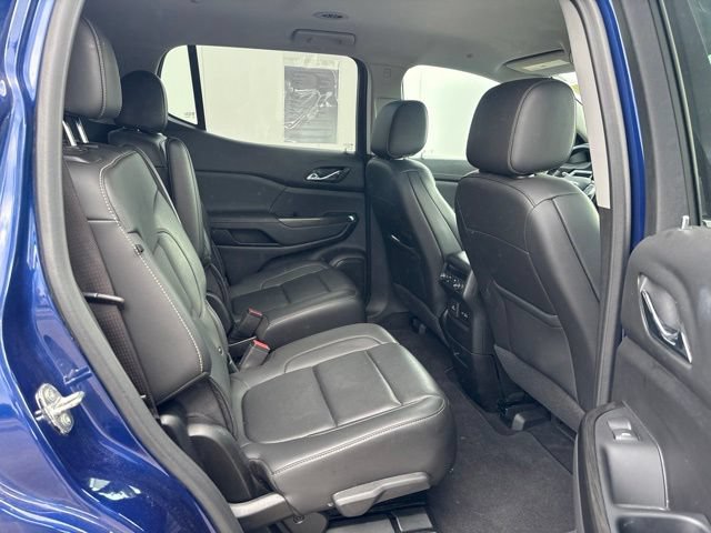 Used 2023 GMC Acadia SLT w/ Preferred Package AWD/4WD image 16