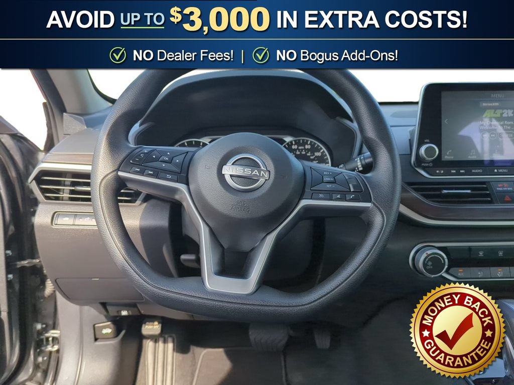 Used 2024 Nissan Altima 2.5 SV FWD image 18