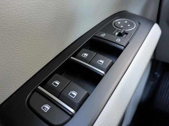 Used 2023 Kia Soul LX image 19