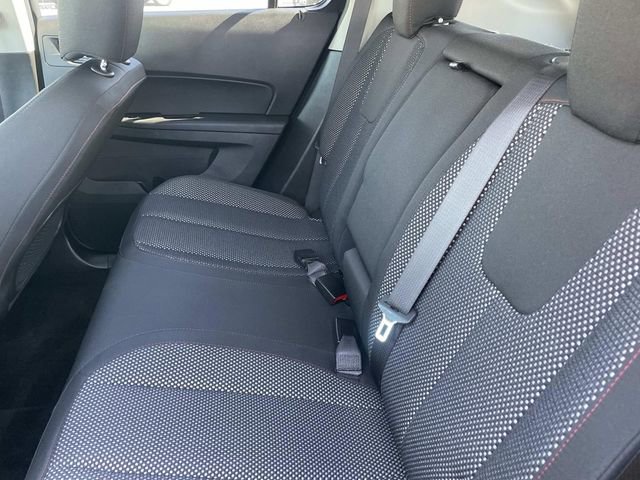 Used 2017 Chevrolet Equinox LT w/ Convenience Package image 32