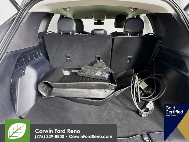 Certified 2023 Ford Escape SE w/ PHEV Premium Package image 29