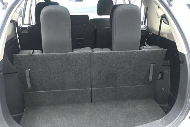 Used 2018 Mitsubishi Outlander SE AWD/4WD image 19