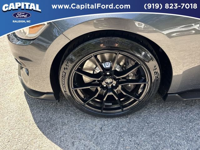 Certified 2020 Ford Mustang Shelby GT350 w/ Technology Package RWD image 13