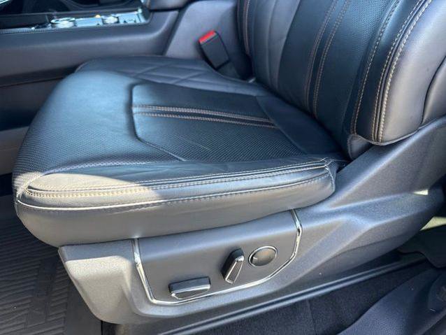 Certified 2024 Ford Expedition Platinum AWD/4WD image 19