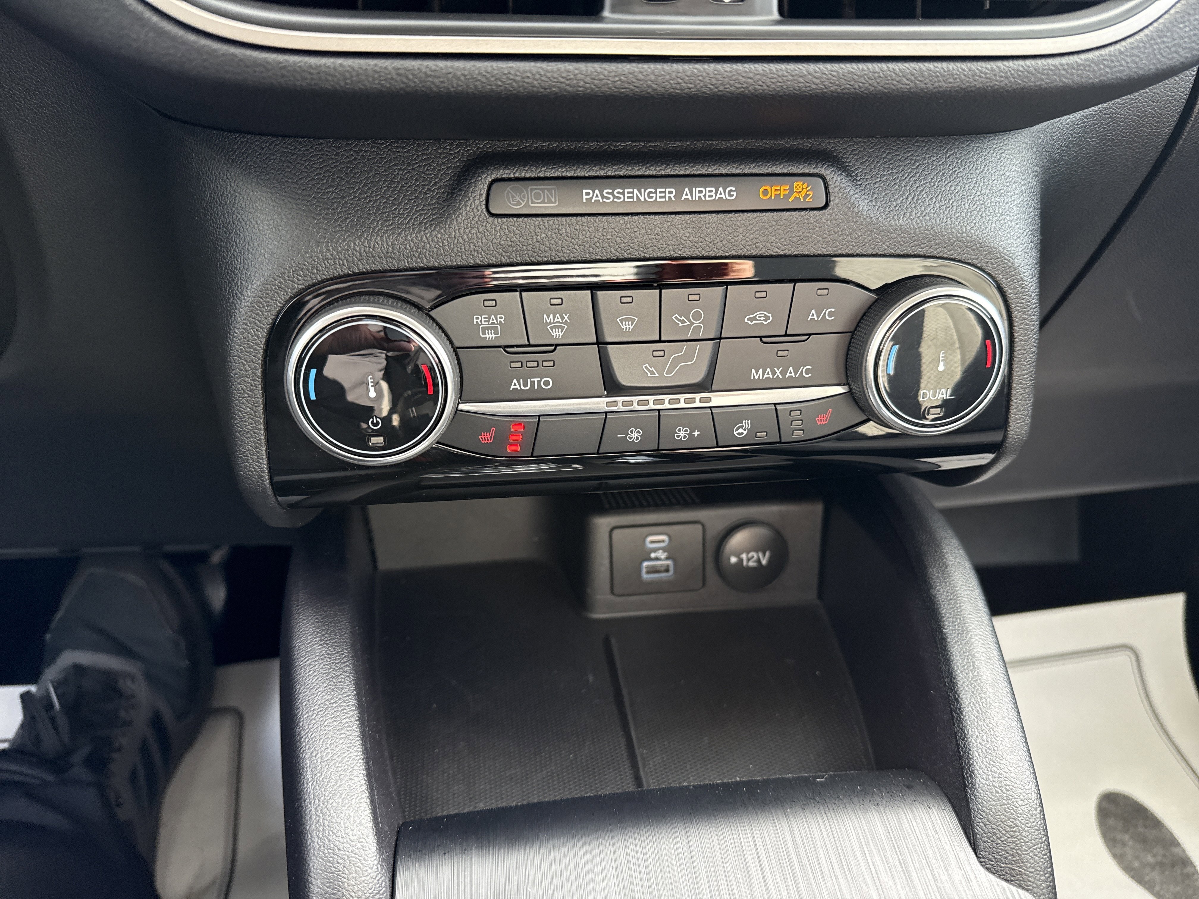 Certified 2022 Ford Escape SE w/ Convenience Package image 25