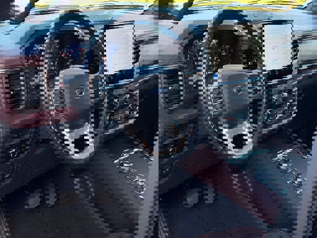 Certified 2024 Ford Expedition Limited image 11