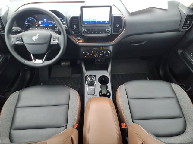 Certified 2024 Ford Bronco Sport Outer Banks w/ Tech Package AWD/4WD image 10