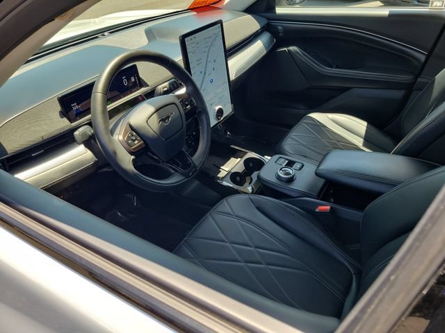Certified 2023 Ford Mustang Mach-E Select RWD image 3