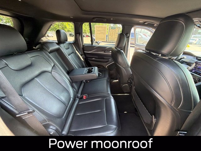 Used 2024 Jeep Grand Cherokee Limited 4xe AWD/4WD image 30