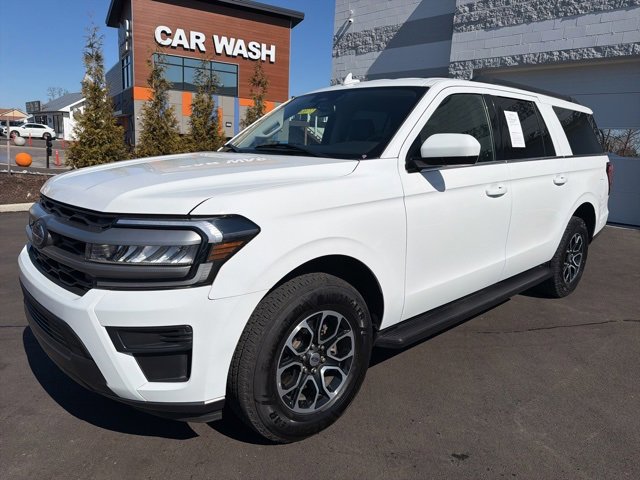 Certified 2024 Ford Expedition Max XLT image 9