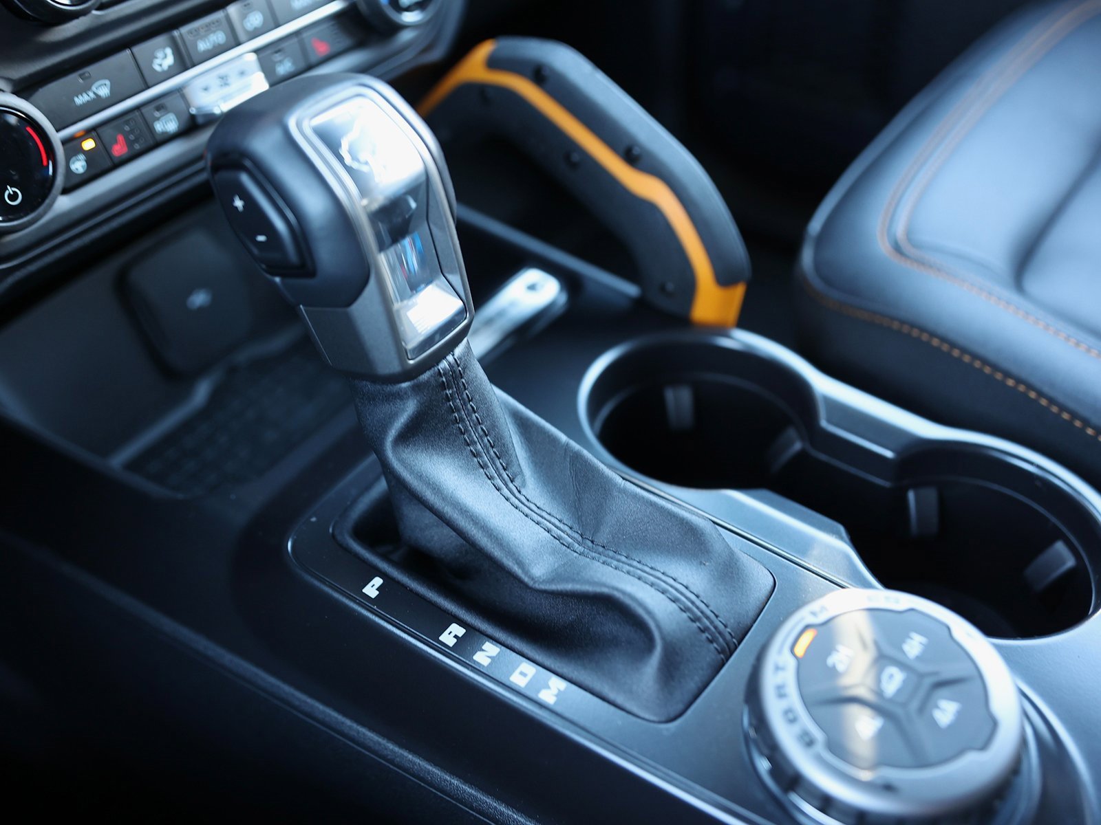 Certified 2024 Ford Bronco Badlands image 31