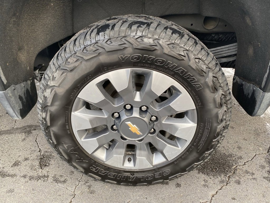 Used 2022 Chevrolet Silverado 2500 LT w/ Convenience Package image 31