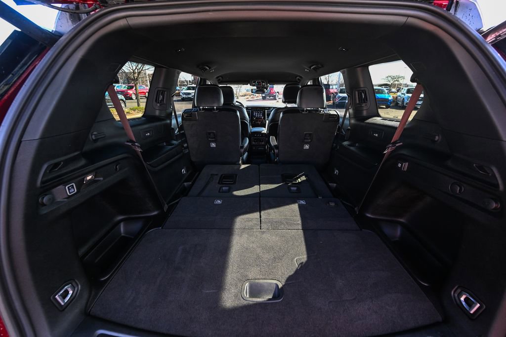 Used 2023 Jeep Grand Cherokee L Laredo AWD/4WD image 19
