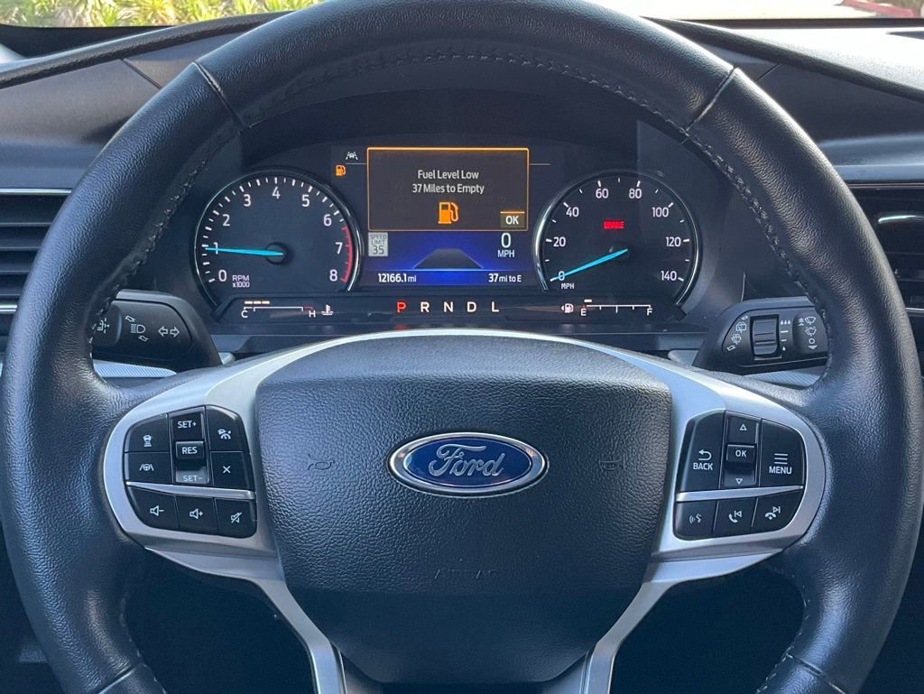 Certified 2022 Ford Explorer XLT w/ Equipment Group 202A image 40