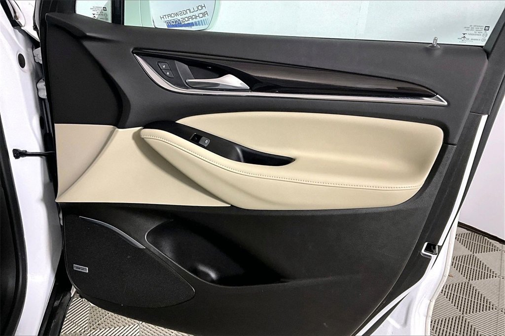 Used 2018 Buick Enclave Premium w/ Experience Buick Package image 19