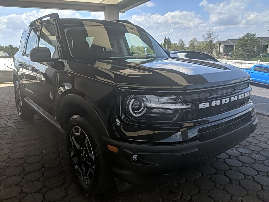 Certified 2021 Ford Bronco Sport Outer Banks w/ Outer Banks Package (96D) AWD/4WD image 4