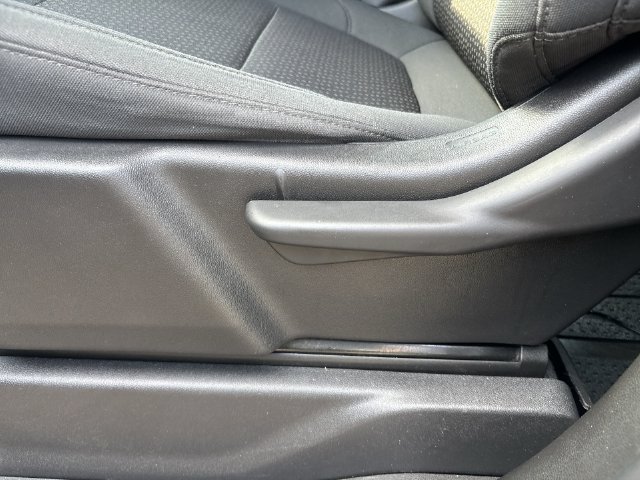 Used 2020 Chevrolet Silverado 1500 Custom w/ Custom Value Package AWD/4WD image 12