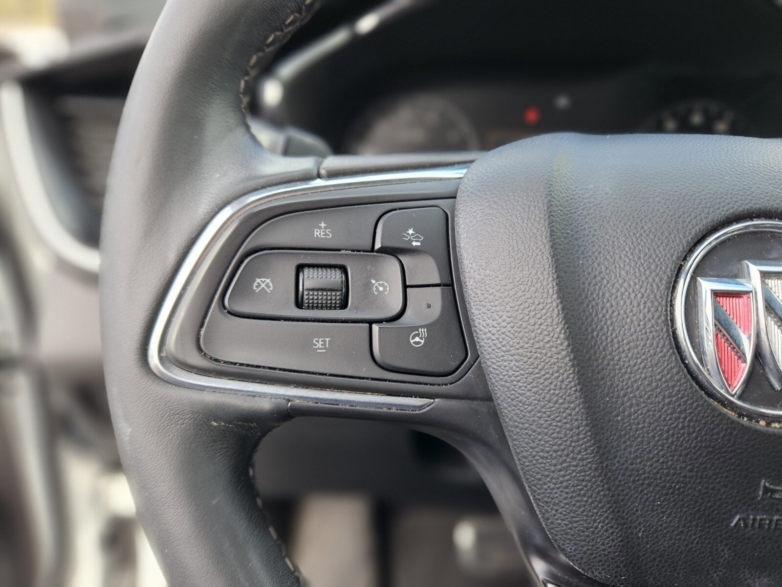 Used 2023 Buick Envision Preferred w/ Sport Touring Package image 28