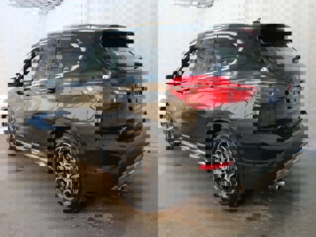 Used 2019 BMW X1 xDrive28i w/ Convenience Package image 2