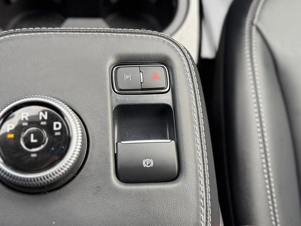 Certified 2021 Ford Mustang Mach-E Select w/ Comfort/Appearance Package image 17