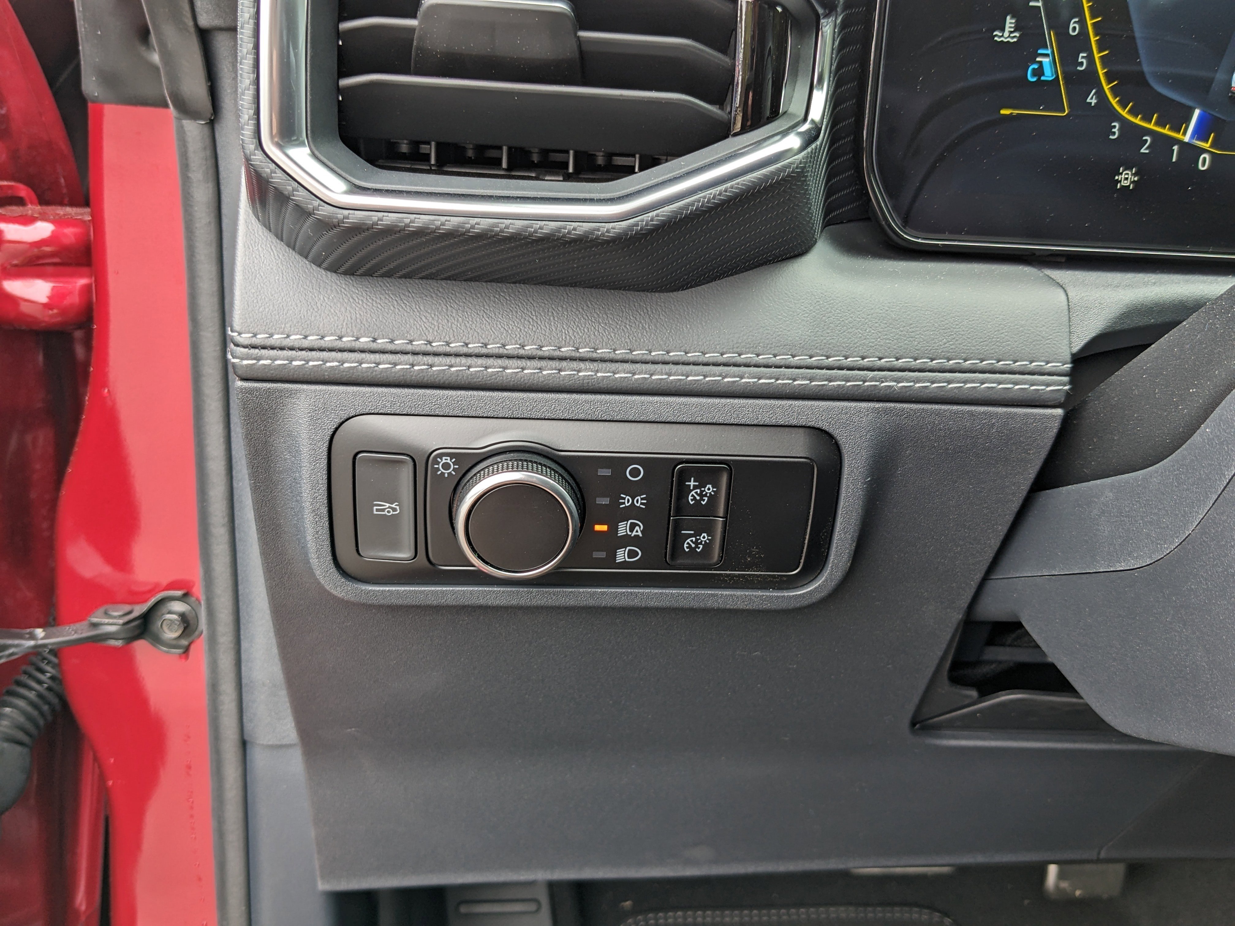 Certified 2024 Ford Mustang GT Premium image 25