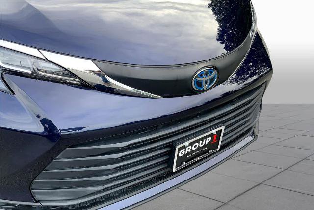 Used 2021 Toyota Sienna LE FWD image 32