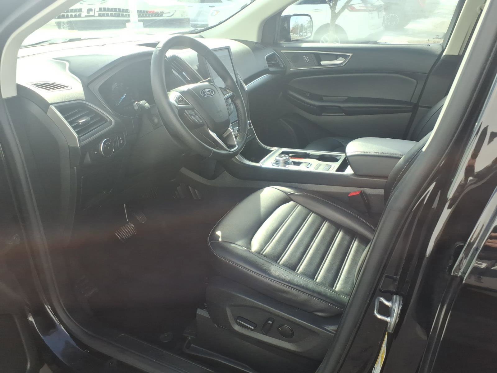 Certified 2022 Ford Edge SEL w/ Convenience Package image 12