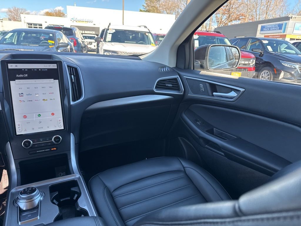 Certified 2024 Ford Edge SEL image 12