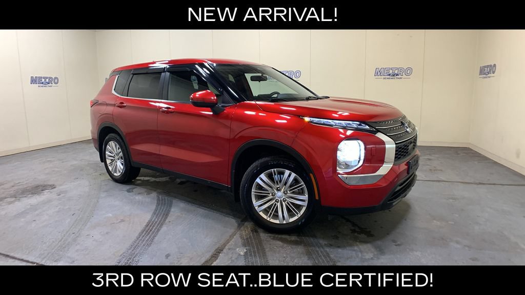 Used 2024 Mitsubishi Outlander ES