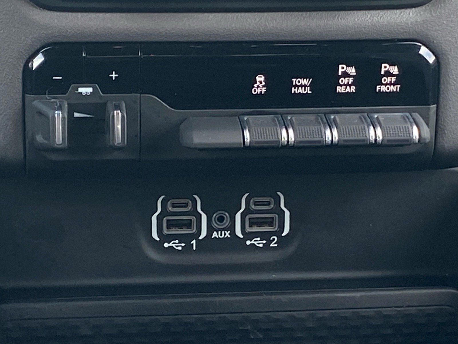 Used 2023 RAM 1500 Big Horn AWD/4WD image 13