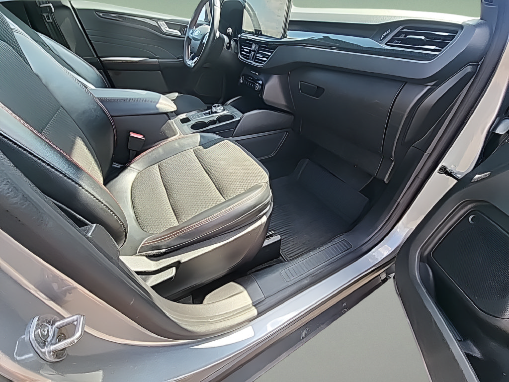 Certified 2023 Ford Escape ST-Line AWD/4WD image 16