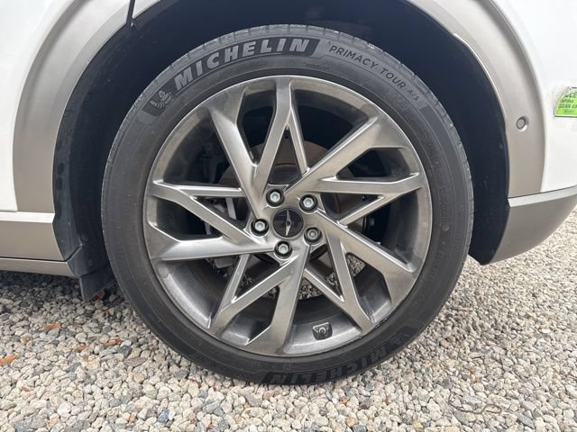 Used 2023 Genesis GV60 Advanced AWD/4WD image 8