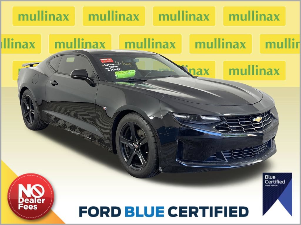 Used 2019 Chevrolet Camaro LT RWD image 1