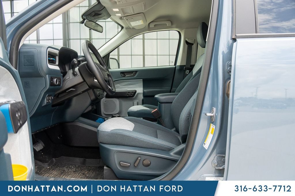 Certified 2025 Ford Maverick XLT w/ XLT Luxury Package AWD/4WD image 3