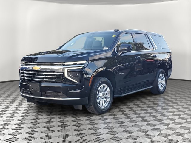 Used 2025 Chevrolet Tahoe LT image 3