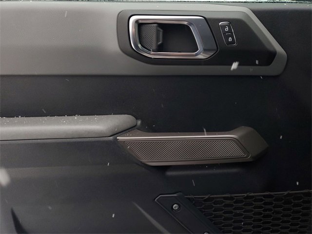 Certified 2023 Ford Bronco Black Diamond image 9