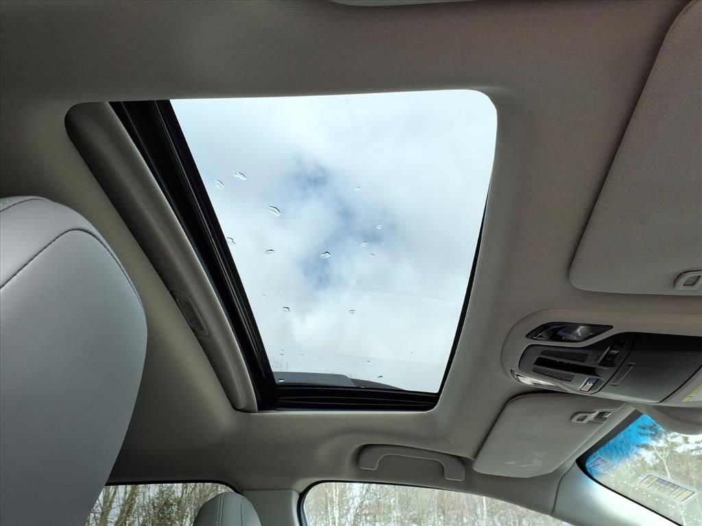 Used 2020 Subaru Outback Limited image 12