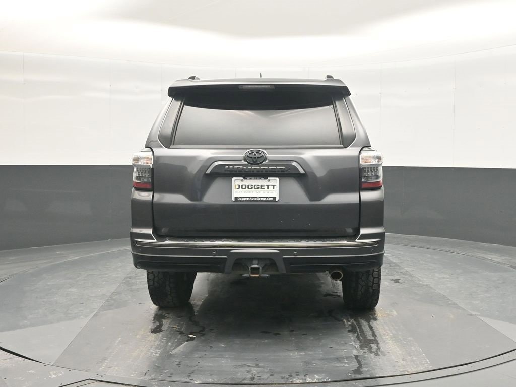 Used 2021 Toyota 4Runner Nightshade image 17
