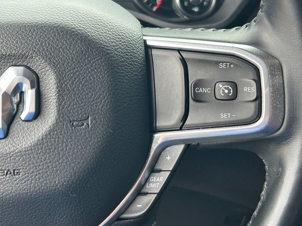 Used 2023 RAM 1500 Laramie RWD image 43