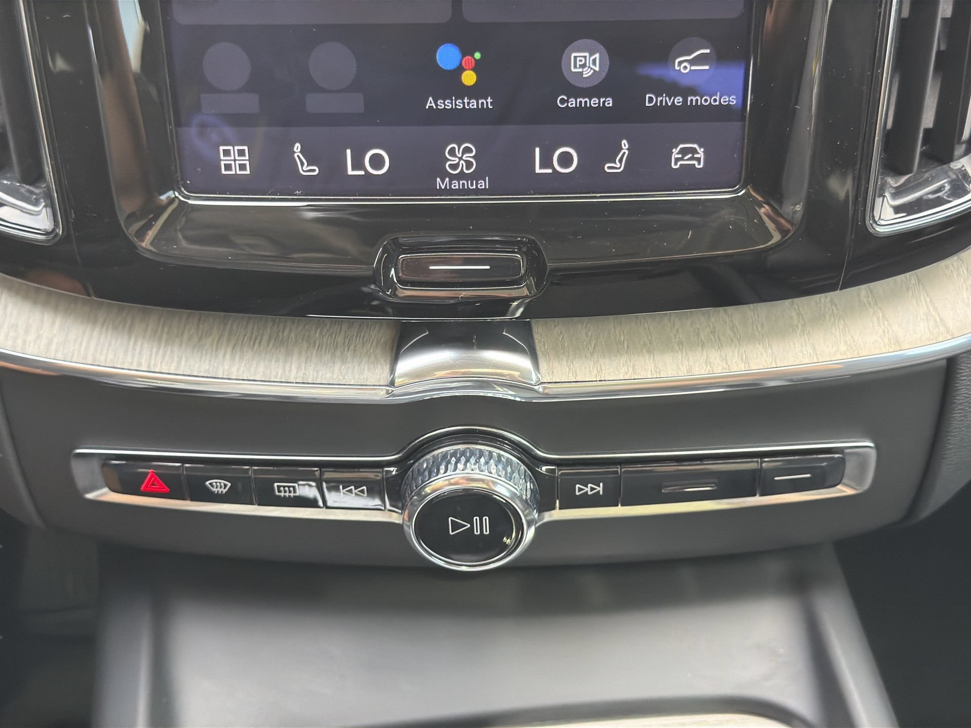 Used 2022 Volvo XC60 B5 Inscription w/ Protection Package Premier FWD image 60