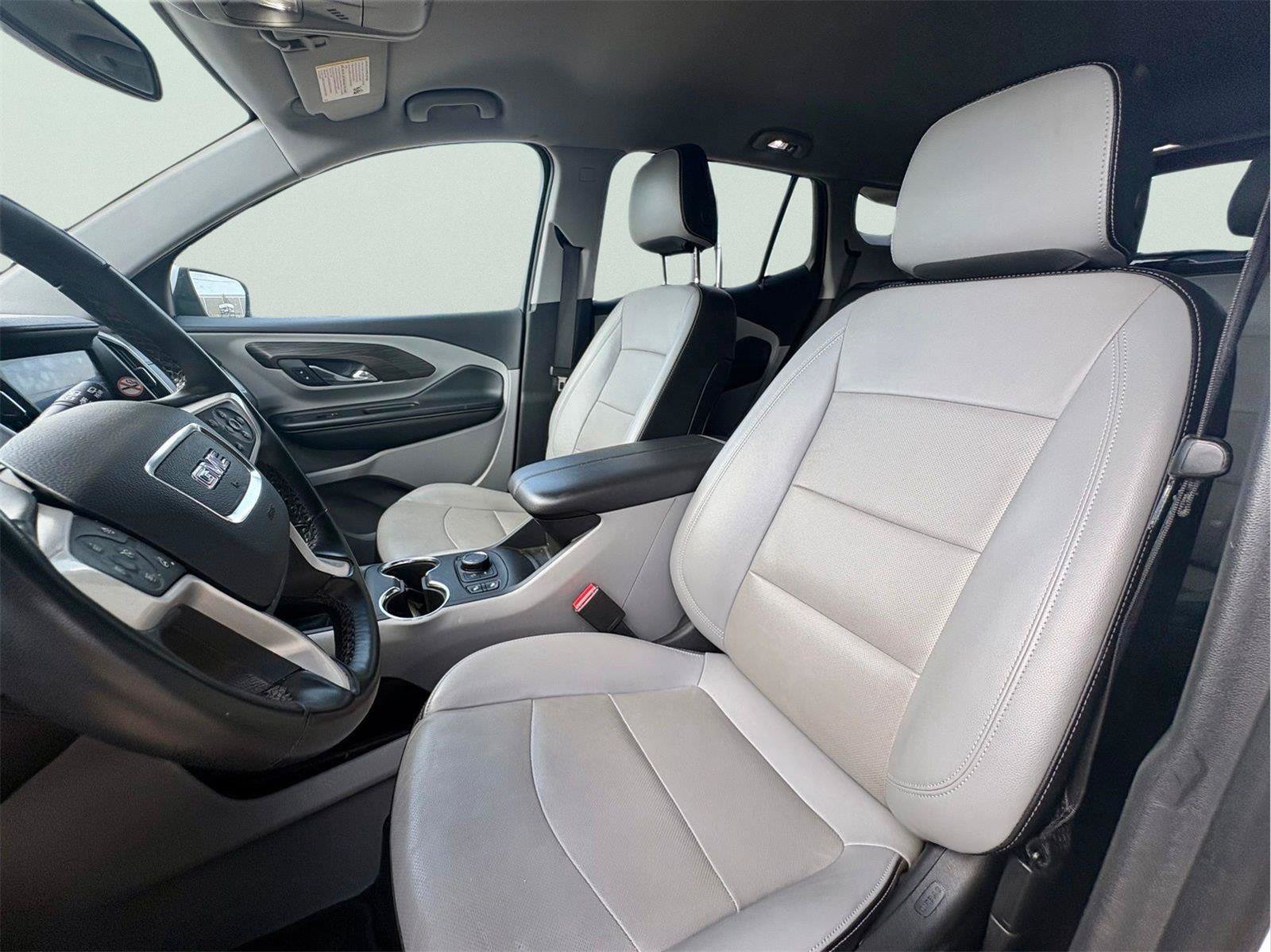 Used 2024 GMC Terrain SLT FWD image 13