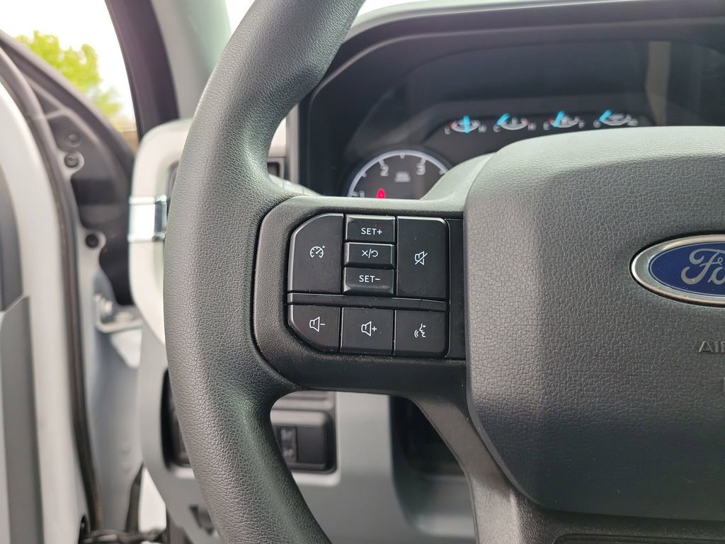Certified 2025 Ford F350 XLT AWD/4WD image 24
