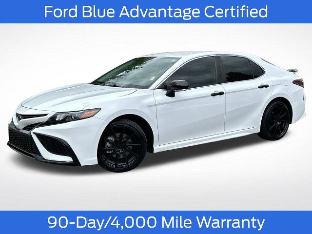 Used 2023 Toyota Camry SE FWD image 1
