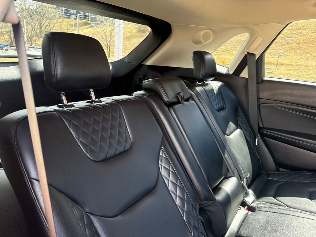 Certified 2024 Ford Edge Titanium AWD/4WD image 24